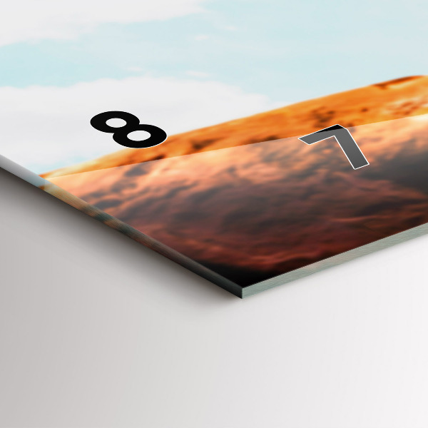 Horizontálne hodiny Kaskadér a adrenalín