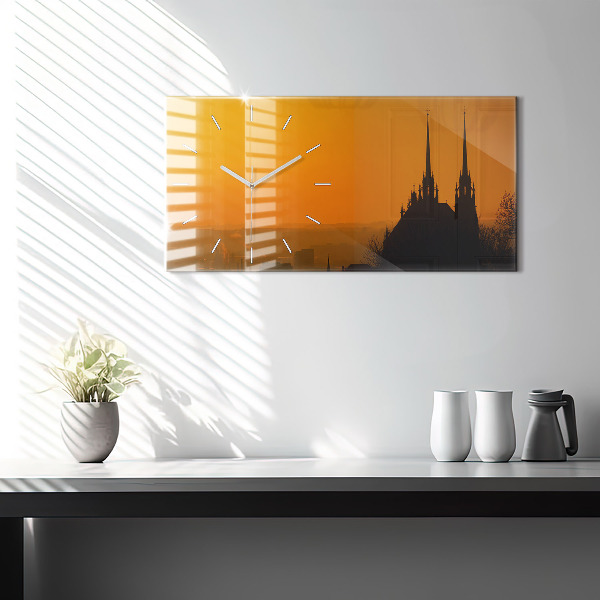 Horizontálne hodiny Pohľad na brnenskú katedrálu