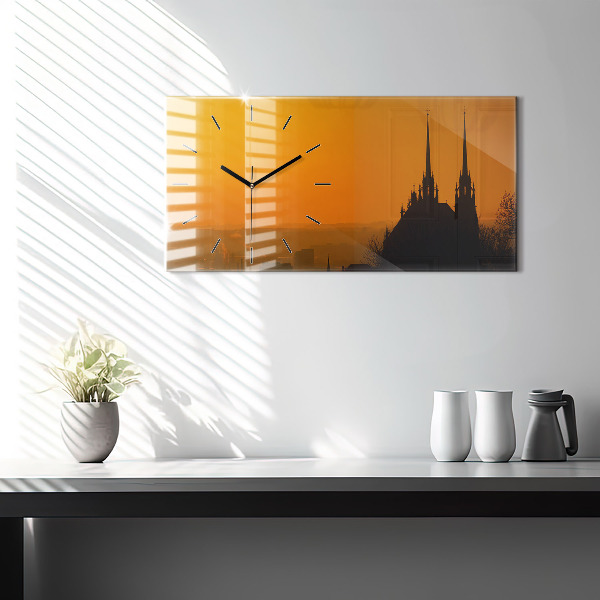 Horizontálne hodiny Pohľad na brnenskú katedrálu