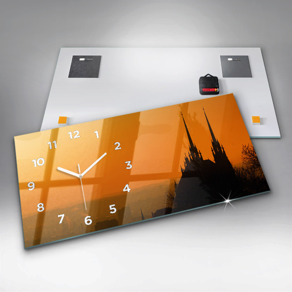 Horizontálne hodiny Pohľad na brnenskú katedrálu