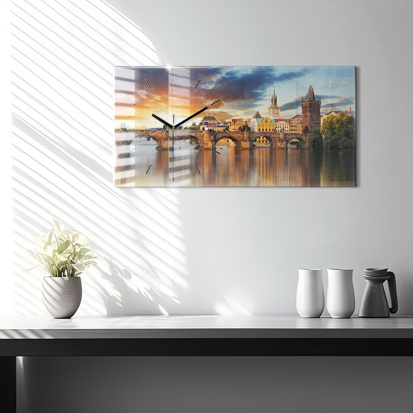 Horizontálne hodiny Panoráma nad riekou