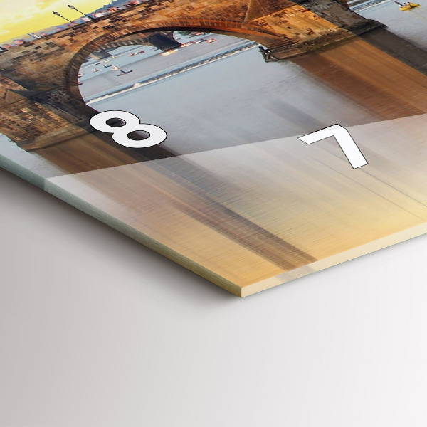 Horizontálne hodiny Panoráma nad riekou