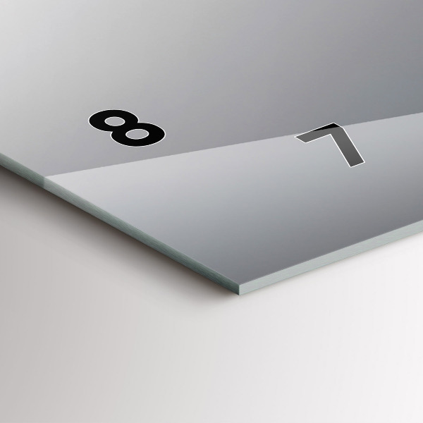 Horizontálne hodiny Pohárik červeného vína