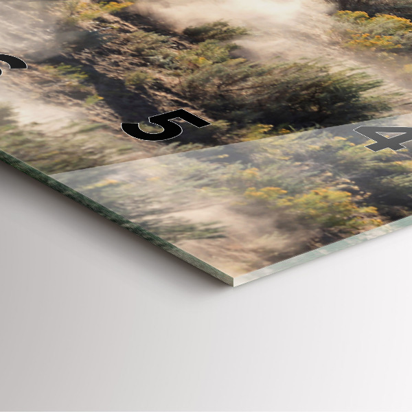 Štvorcové hodiny Stádo ponáhľajúcich sa koní