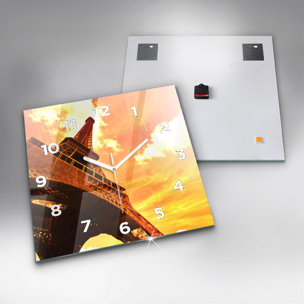 Štvorcové hodiny Eiffelova veža v Paríži