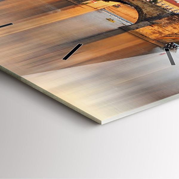 Štvorcové hodiny Panoráma nad riekou