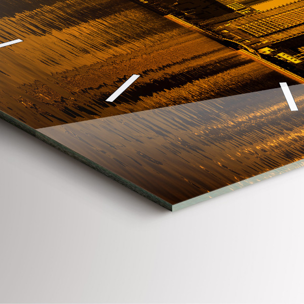 Štvorcové hodiny Rieka Zhujiang