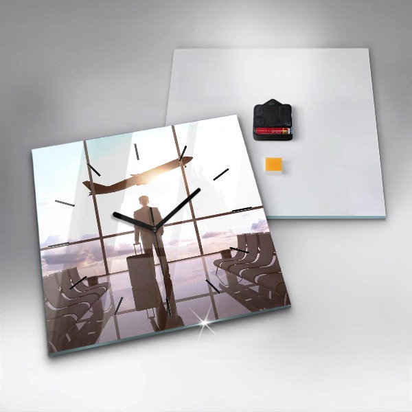 Štvorcové hodiny Muž na letisku