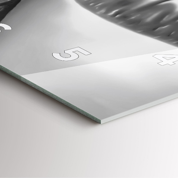 Štvorcové hodiny Ženské ústa