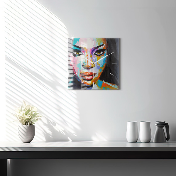 Štvorcové hodiny Farebná ženská tvár