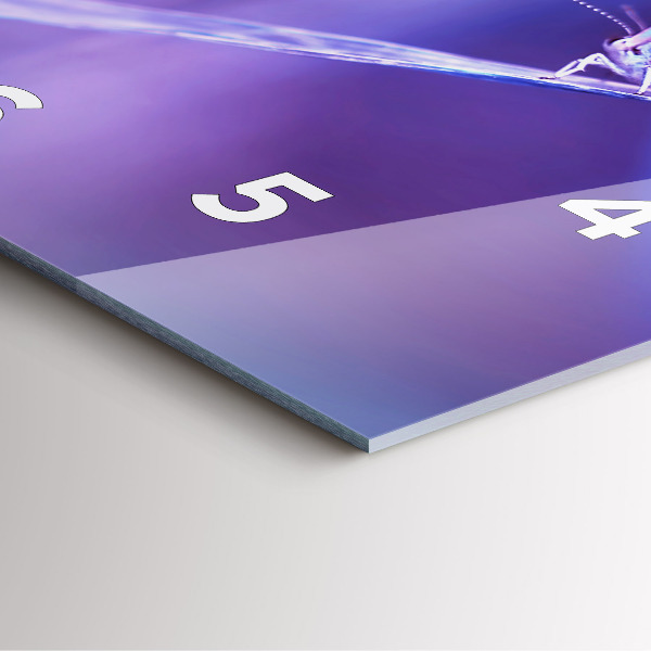 Štvorcové hodiny Motýľ na tráve