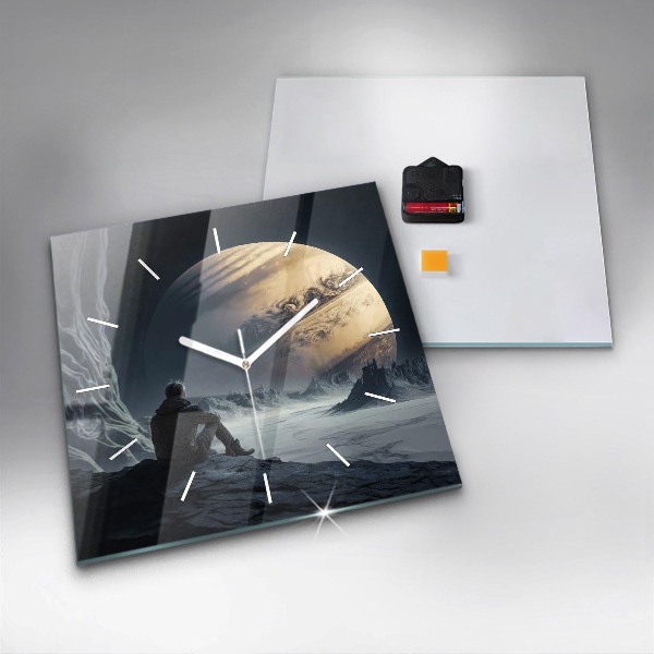 Štvorcové hodiny Muž na pozadí mesiaca