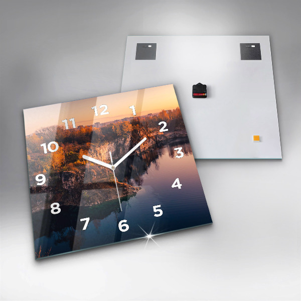 Štvorcové hodiny Krakovské jazero Zakrzówek