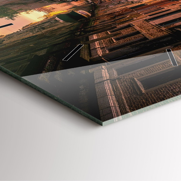 Štvorcové hodiny Pohľad na kanál v meste