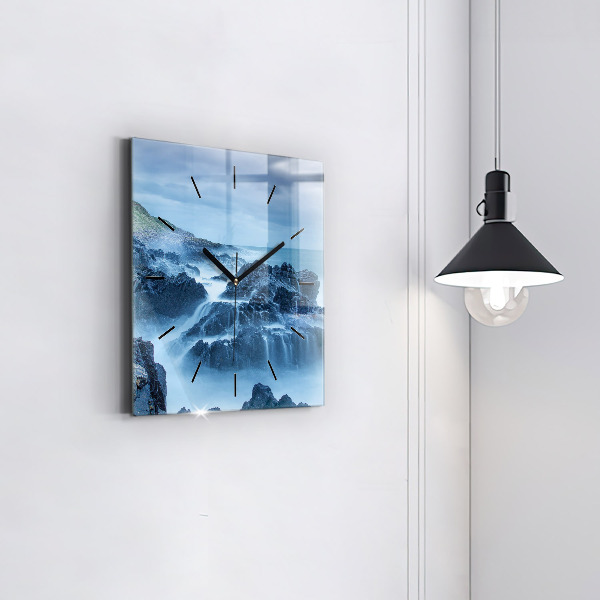 Štvorcové hodiny Maják