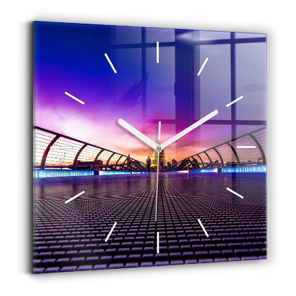 Štvorcové hodiny Katedrála sv. Paul