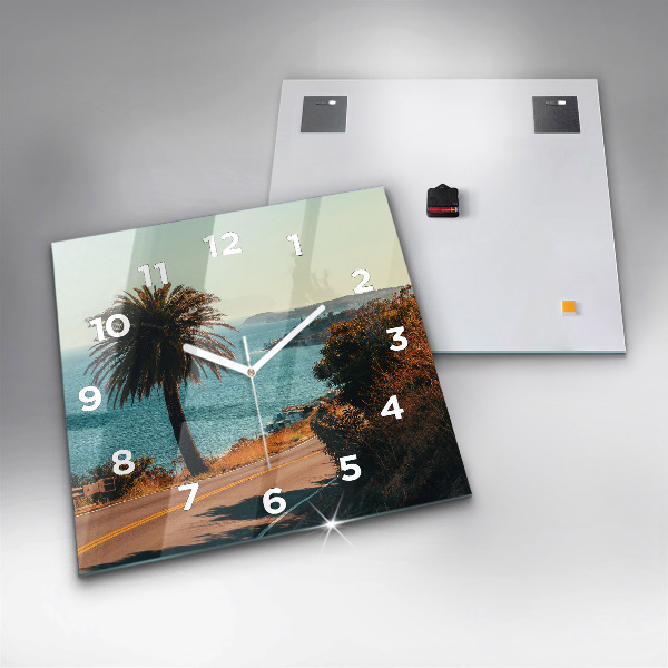 Štvorcové hodiny Palmy v Malibu