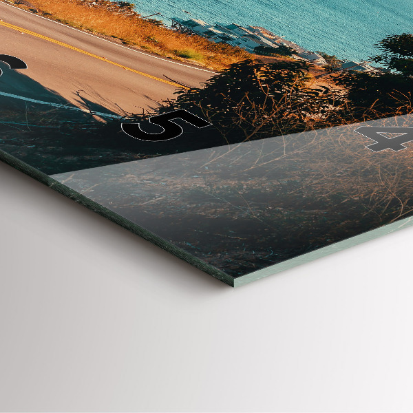 Štvorcové hodiny Palmy v Malibu