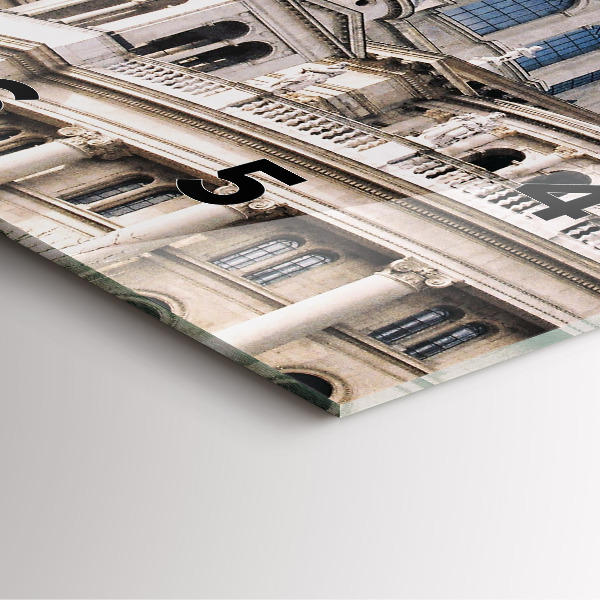 Štvorcové hodiny Bazilika sv Štefan