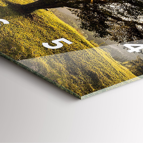 Štvorcové hodiny Strom na kopci