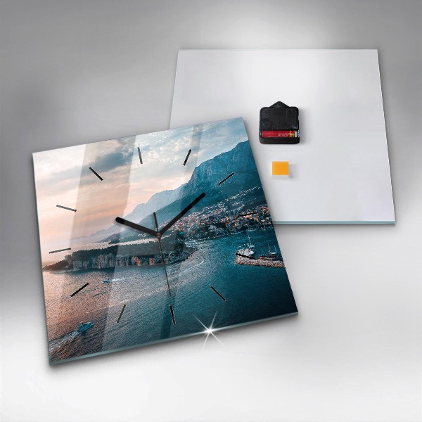 Štvorcové hodiny Ostrov v Chorvátsku