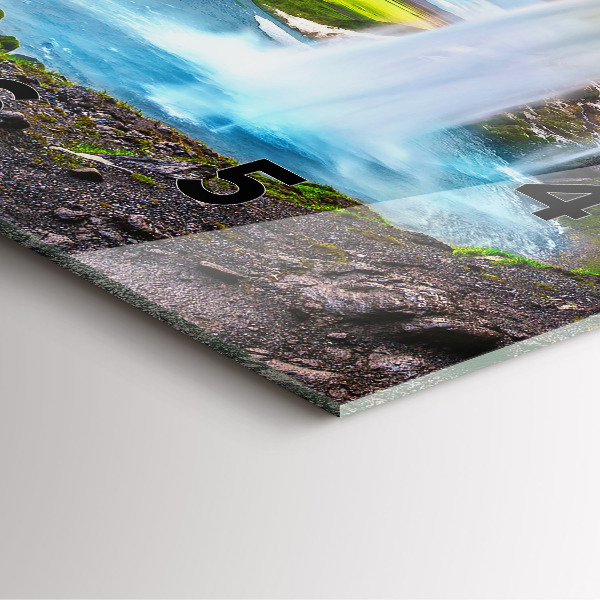 Štvorcové hodiny Vodopád na Islande