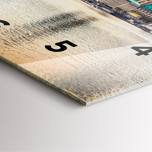 Štvorcové hodiny Binnenalster v Hamburgu