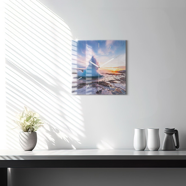 Štvorcové hodiny Gejzír na ostrove Island