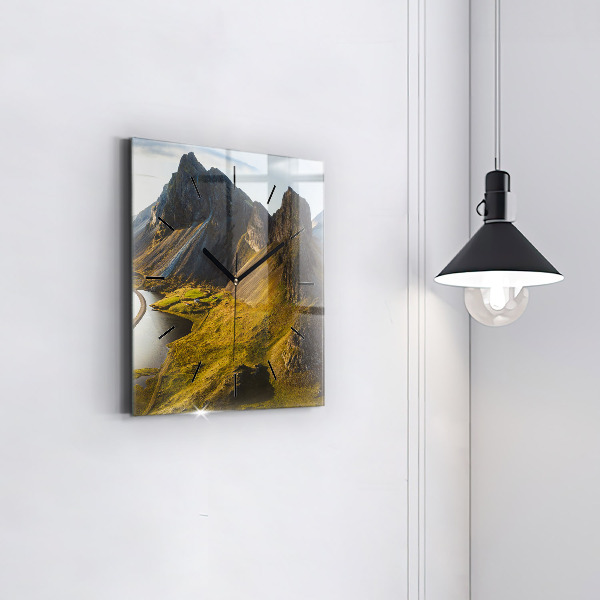 Štvorcové hodiny Cesta na Islande