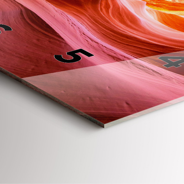 Štvorcové hodiny Kaňon