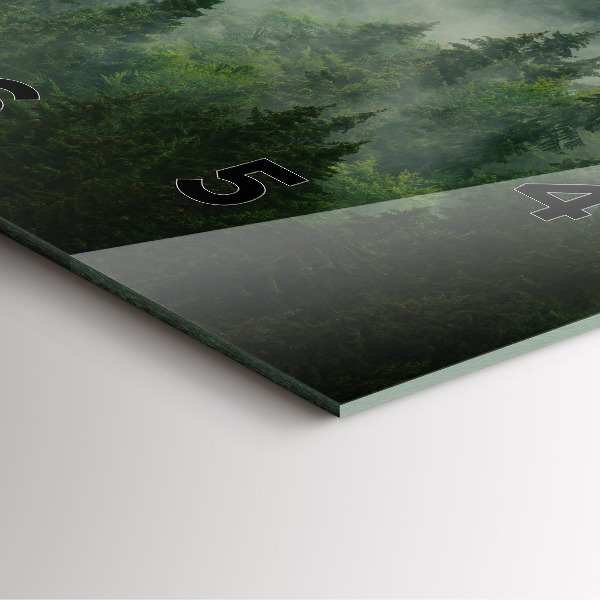 Štvorcové hodiny Hmlový les