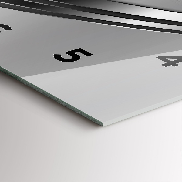 Štvorcové hodiny Strieborné čiary