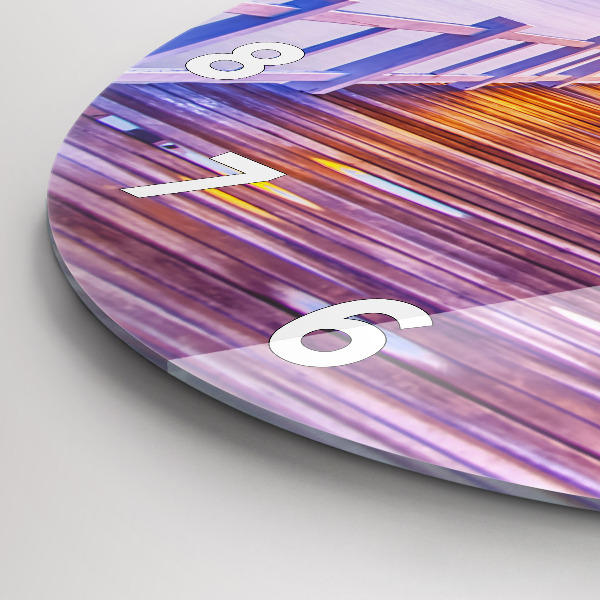 Okrúhle hodiny Most v prístave večer