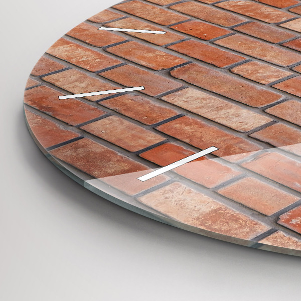 Okrúhle hodiny Tehlová stena