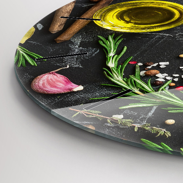 Okrúhle hodiny Korenie na pulte