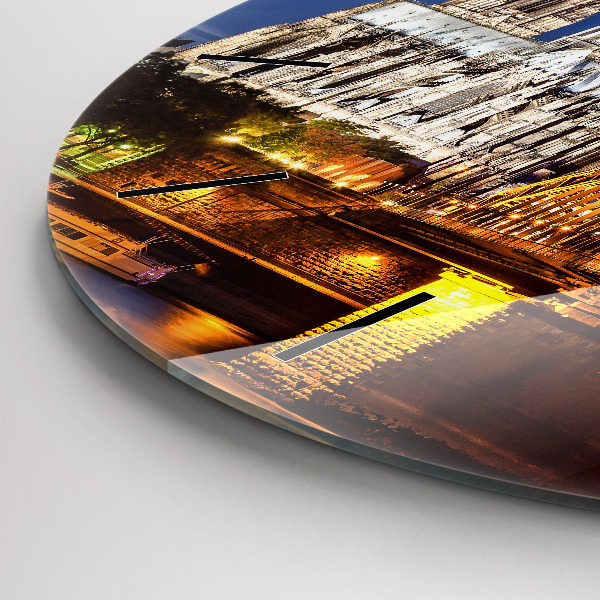 Okrúhle hodiny Most v Nemecku