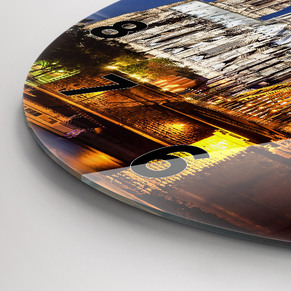 Okrúhle hodiny Most v Nemecku