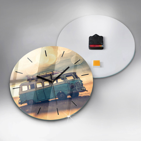 Okrúhle hodiny Karavan na pláži