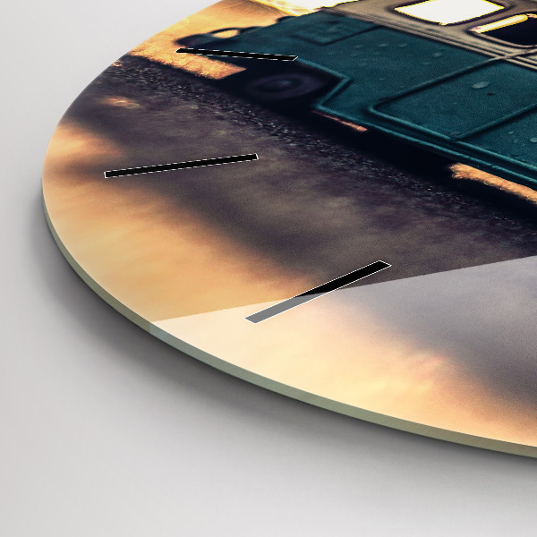 Okrúhle hodiny Karavan na pláži