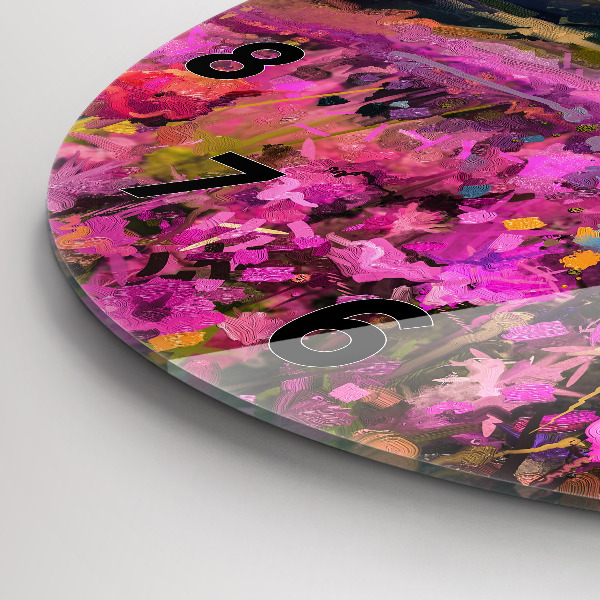 Okrúhle hodiny Lúka pri západe slnka