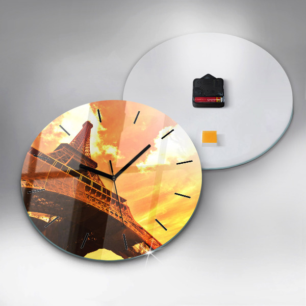 Okrúhle hodiny Eiffelova veža v Paríži