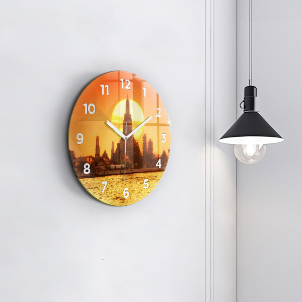 Okrúhle hodiny Wat arun Bangkok Thajsko