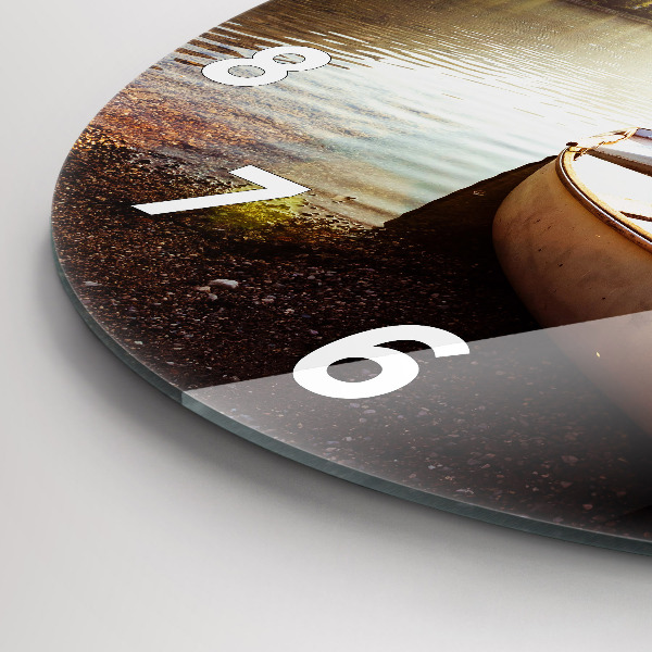 Okrúhle hodiny Pohľad na jazero