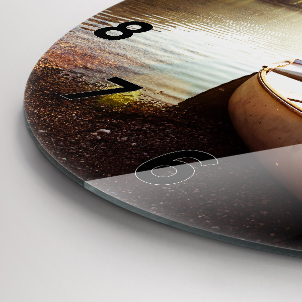 Okrúhle hodiny Pohľad na jazero