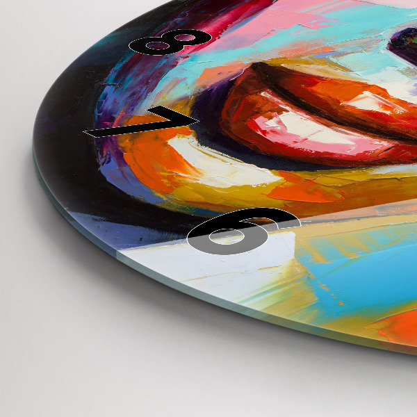 Okrúhle hodiny Farebná ženská tvár