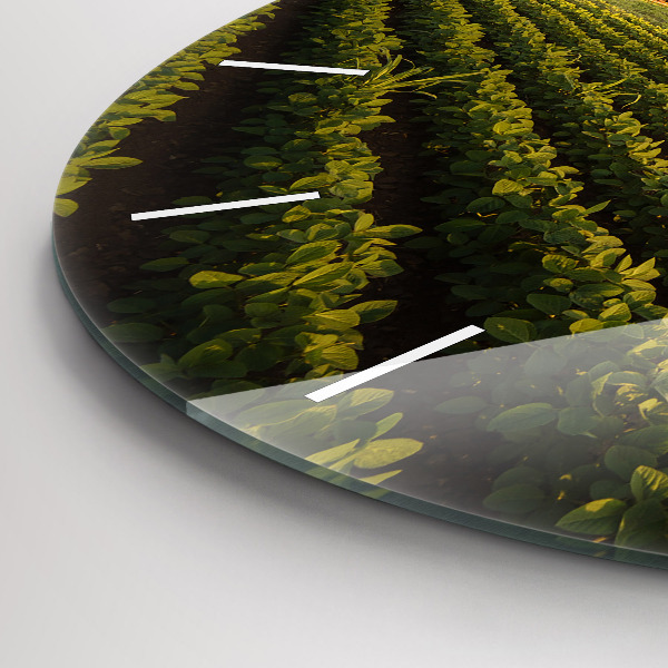 Okrúhle hodiny Traktor v poľnohospodárskej oblasti