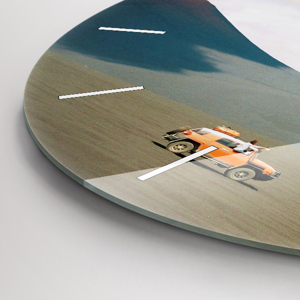 Okrúhle hodiny Vozidlo v Kamčatskej púšti