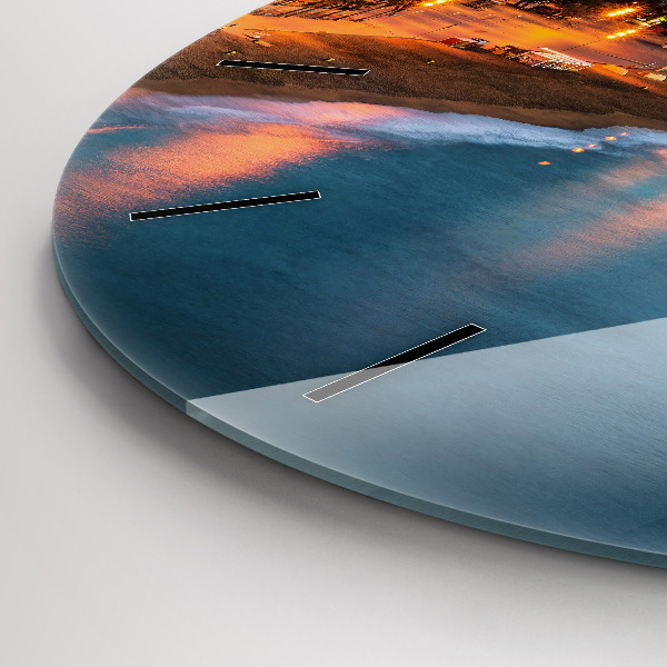 Okrúhle hodiny Pláž v Barcelone