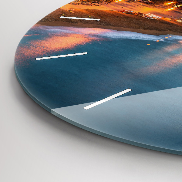 Okrúhle hodiny Pláž v Barcelone