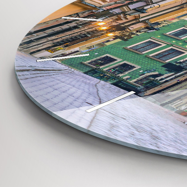 Okrúhle hodiny Staré mesto vo Varšave